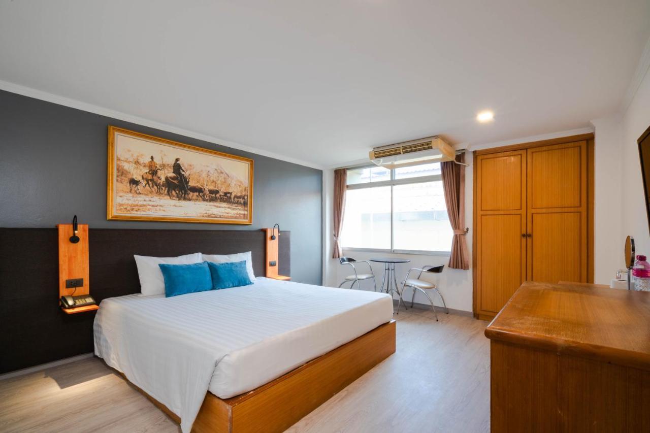 Hotel Shagwell Mansions à Pattaya Extérieur photo