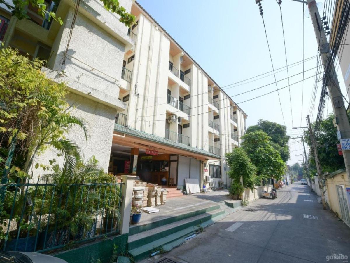Hotel Shagwell Mansions à Pattaya Extérieur photo