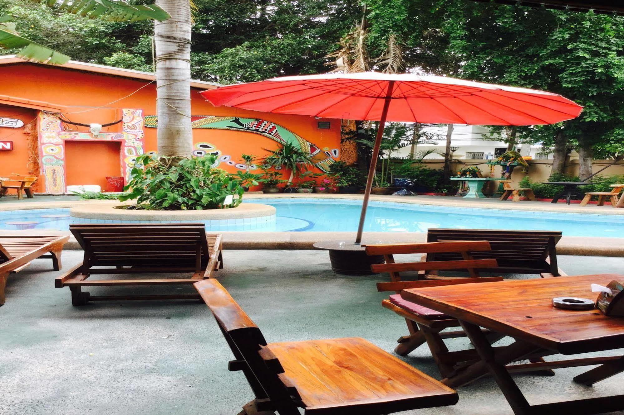 Hotel Shagwell Mansions à Pattaya Extérieur photo